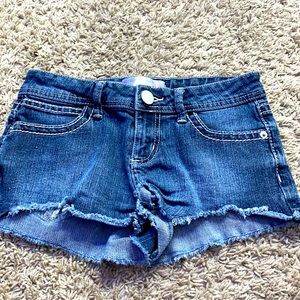 Jean shorts *short shorts*